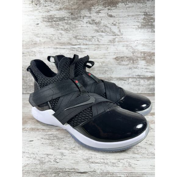 Men's Nike LeBron Soldier 12 Black Basketball Shoes Sz 12 EXCELLENT SHAPE!